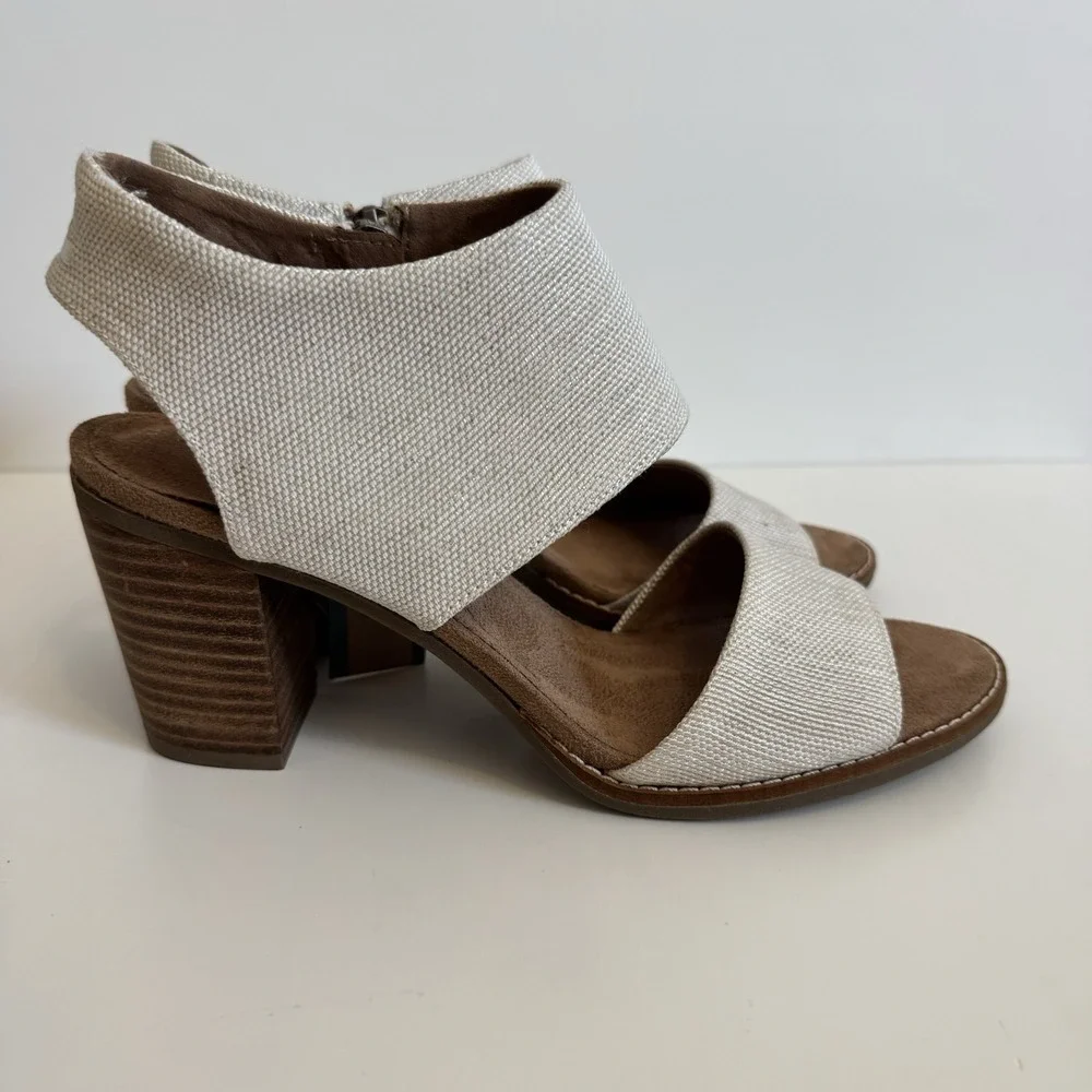 NWT TOMS Majorca Cutout Sandal -Natural Yarn Dye Cottagecore Modest Chic Comfort
